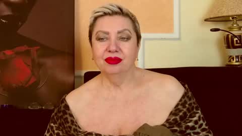 Snapshot of posh_lady chatting on 06-11-26, 12:32 LADY POSH online show from 06-11-26, 12:32