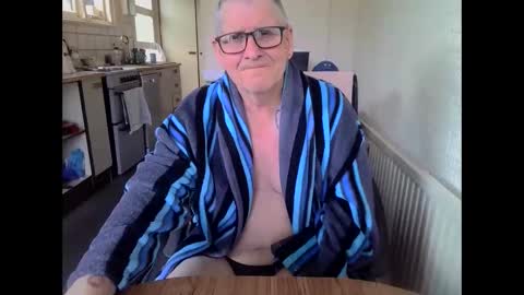 poshman65 online show from 06-09-26, 11:00