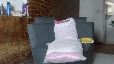 Snapshot of poutyseleny chatting on 01-30-25, 03:40 poutyseleny online show from 01-30-25, 03:40