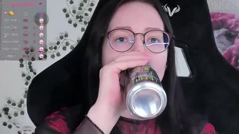 Robyn online show from 03-04-26, 09:48