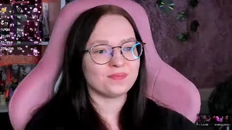 Snapshot of power_robynn chatting on 07-08-26, 04:00 Robyn online show from 07-08-26, 04:00
