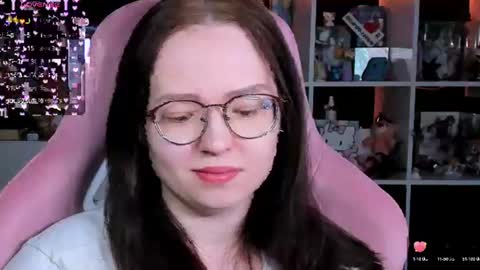 Snapshot of power_robynn chatting on 07-21-26, 11:34 Robyn online show from 07-21-26, 11:34