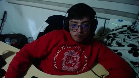 powerfulzeus2 online show from 09-22-25, 01:18