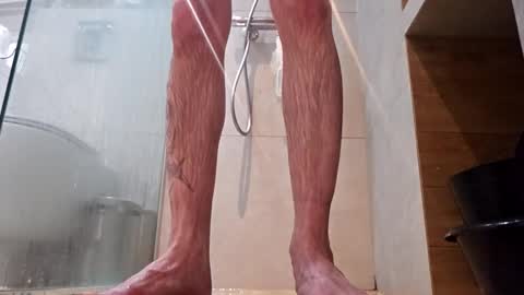 Snapshot of powermute22 chatting on 01-27-25, 06:20 Big Dick online show from 01-27-25, 06:20