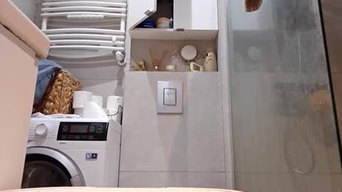 Snapshot of powermute22 chatting on 10-28-25, 08:29 Big Dick online show from 10-28-25, 08:29