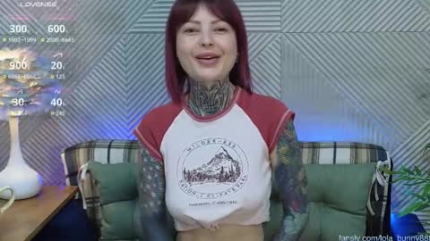 Lola online show from 02-06-26, 06:07