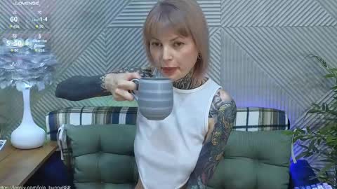 Lola online show from 02-28-26, 06:03