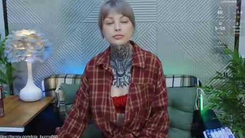 Lola online show from 04-23-26, 04:57