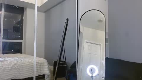 Kylie online show from 03-10-25, 01:12