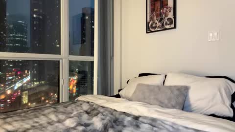 Kylie online show from 11-15-25, 10:04