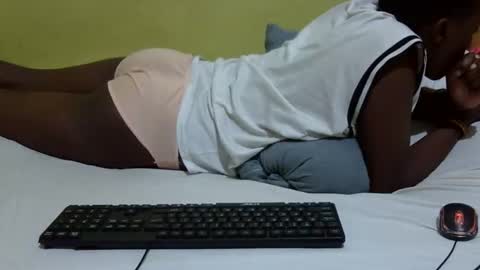 precious_nesh online show from 11-24-25, 03:06