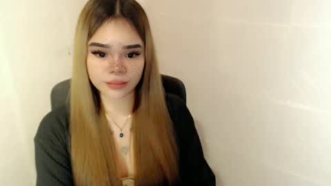 MAXXINE online show from 04-05-26, 02:47