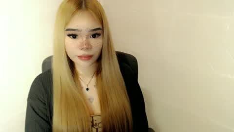 MAXXINE online show from 06-05-26, 10:54