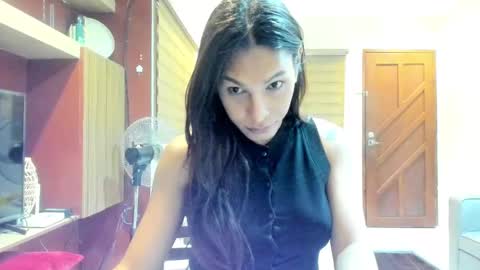 Snapshot of preciousisland chatting on 01-04-25, 11:54 Paula online show from 01-04-25, 11:54