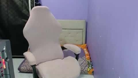 Snapshot of preciousjoan_69 chatting on 03-27-26, 06:19 preciousjoan_69 online show from 03-27-26, 06:19