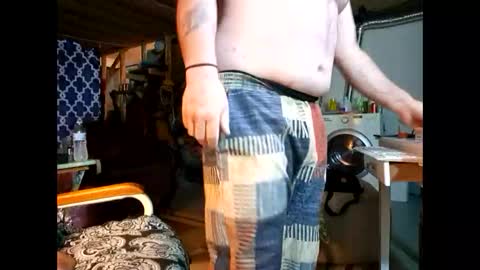 Snapshot of precumin420 chatting on 03-31-26, 08:04 Johnny Jizz online show from 03-31-26, 08:04
