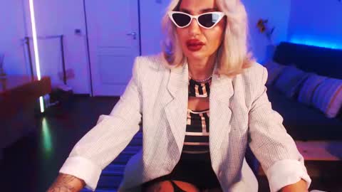 Victoria online show from 12-08-24, 03:00