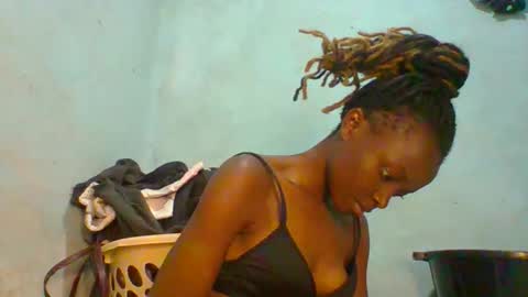 lynn online show from 02-01-26, 07:01