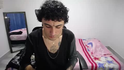 Plux online show from 11-11-25, 05:07