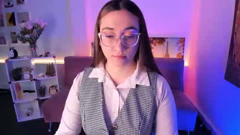 Camila  online show from 04-06-26, 12:06