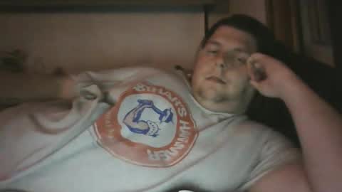 Snapshot of prestonhealy chatting on 11-14-25, 05:28 prestonhealy online show from 11-14-25, 05:28