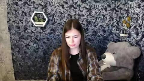 Snapshot of pretty_angell_ chatting on 05-26-26, 09:27 anna online show from 05-26-26, 09:27