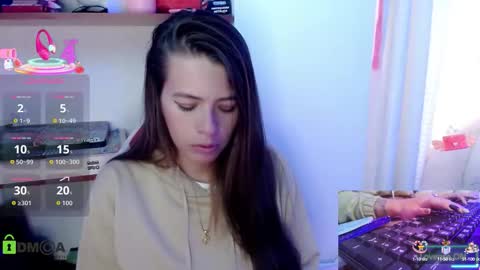 Lisa online show from 09-22-25, 10:01