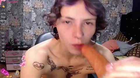 pretty_cristal22 online show from 04-23-26, 11:51