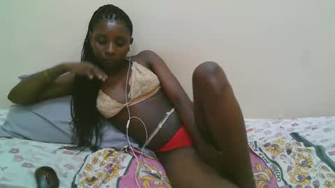 pretty online show from 02-10-26, 03:05