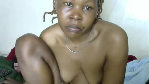 Snapshot of pretty_doreen chatting on 09-13-25, 11:37 pretty_doreen online show from 09-13-25, 11:37