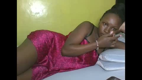 Anne online show from 04-26-26, 03:32