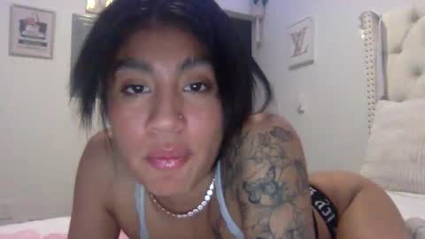 pretty_girl828687 online show from 04-08-26, 12:05