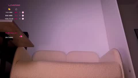 Snapshot of pretty_helga chatting on 07-17-26, 11:17 pretty_helga online show from 07-17-26, 11:17
