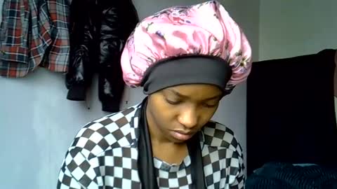 Snapshot of pretty_jazminee chatting on 06-24-26, 07:40 pretty jazminee online show from 06-24-26, 07:40