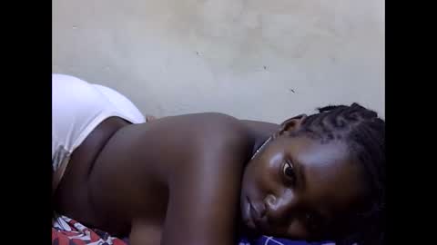 pretty_leila1 online show from 05-31-26, 06:42
