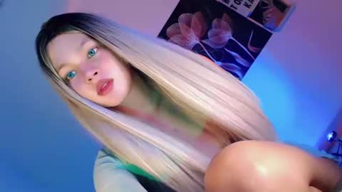 Flor online show from 10-19-25, 09:37