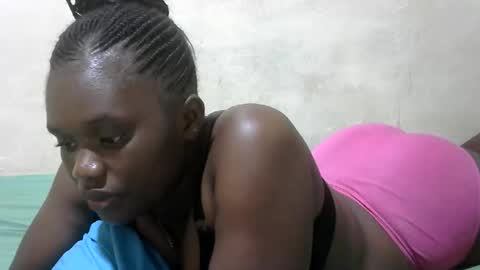 pretty_melan online show from 03-18-26, 08:23