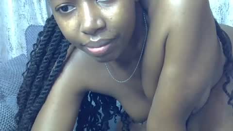 pretty_petite24 online show from 06-20-26, 10:23