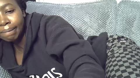 pretty_petite24 online show from 06-29-26, 08:31