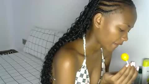 Pretty doll online show from 01-10-26, 11:12