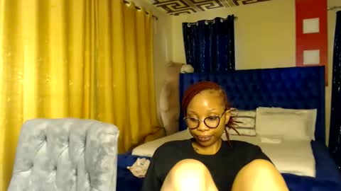 Snapshot of pretty_soniah chatting on 06-11-26, 01:20 soniah online show from 06-11-26, 01:20