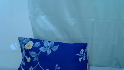 Twirl online show from 04-02-26, 05:32