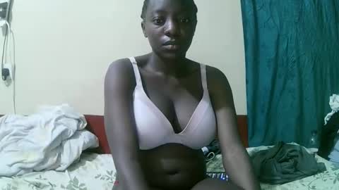 Snapshot of pretty_tiffany1 chatting on 11-30-25, 06:39 pretty_tiffany1 online show from 11-30-25, 06:39