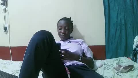 Snapshot of pretty_tiffany1 chatting on 11-30-25, 09:30 pretty_tiffany1 online show from 11-30-25, 09:30