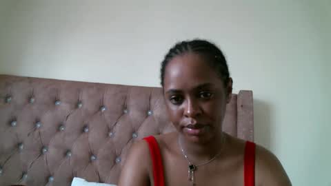 Snapshot of pretty_zii chatting on 09-20-25, 08:59 zii online show from 09-20-25, 08:59