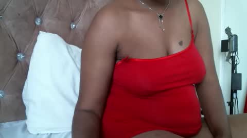 Snapshot of pretty_zii chatting on 10-22-25, 09:20 zii online show from 10-22-25, 09:20