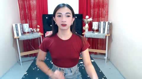 prettyakhira online show from 11-18-25, 08:19