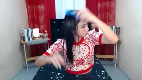 prettyakhira online show from 11-23-25, 01:00