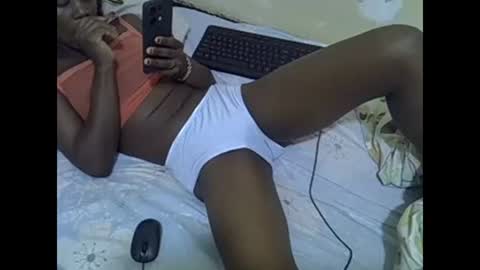 prettyalma online show from 12-24-24, 10:01