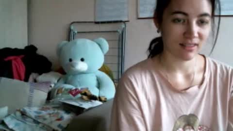 Bella online show from 11-30-25, 06:17